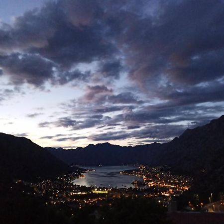 Apartments Orizzonte With Beautiful View Of The Bay Kotor Exterior photo