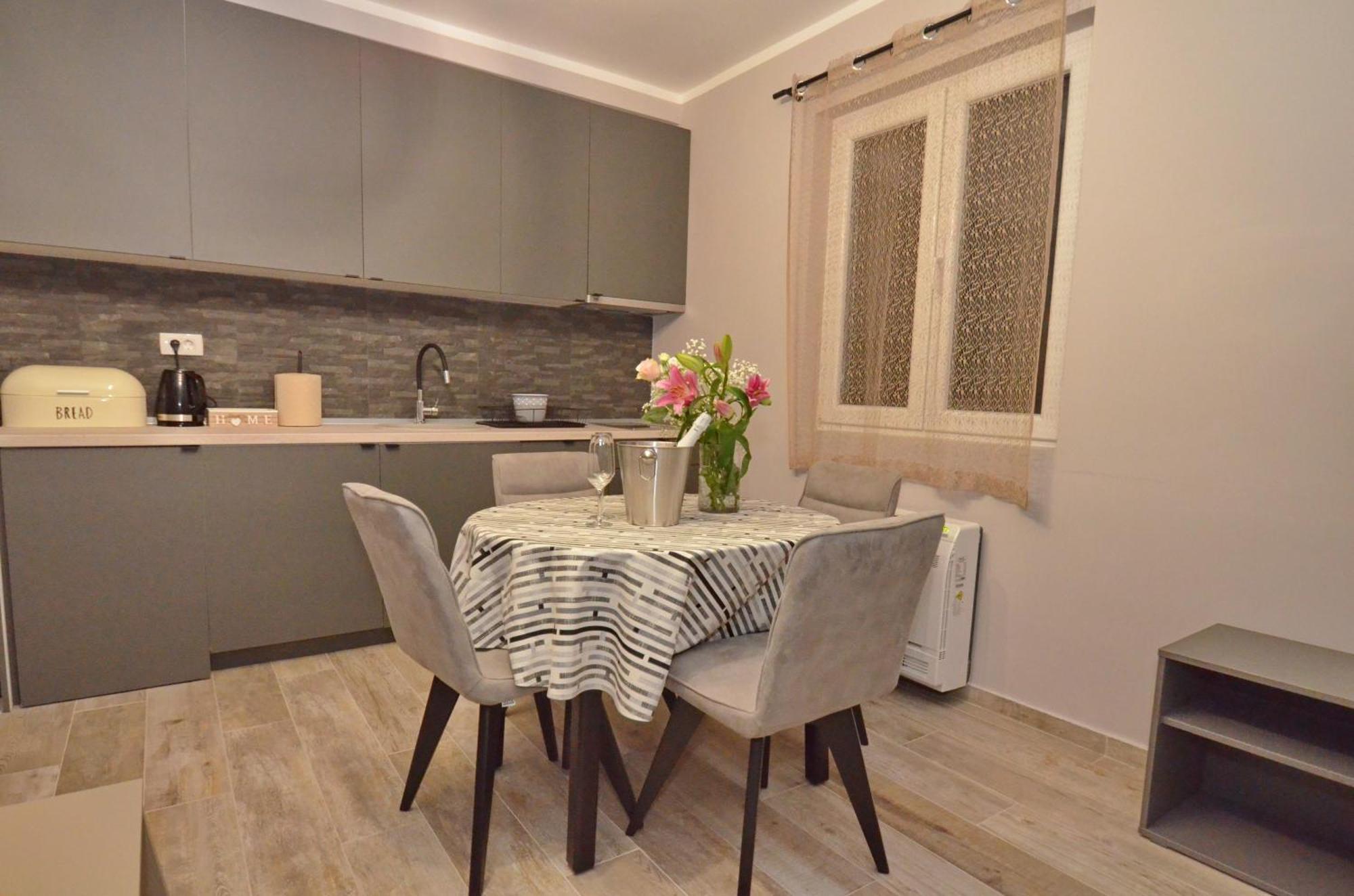 Apartments Orizzonte With Beautiful View Of The Bay Kotor Exterior photo